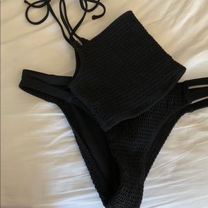 Black bikini set